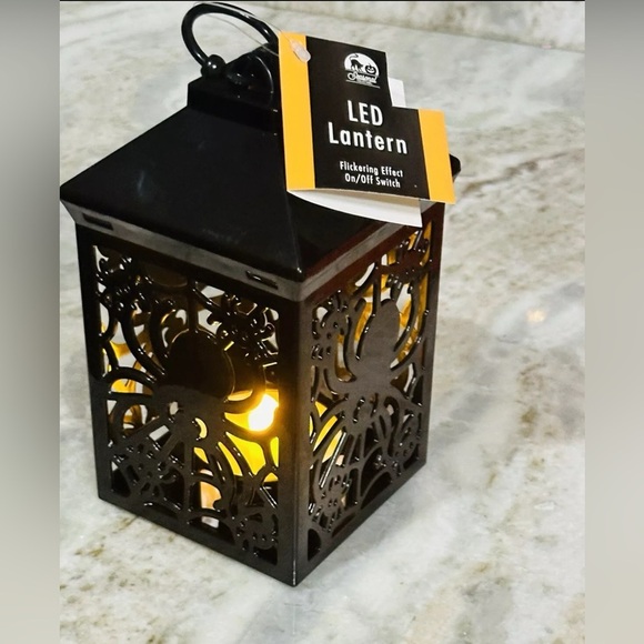 🌸 4 for $20 LED Spiders LANTERN Flickering Effect On/Off Switch 8Inches - Picture 1 of 8